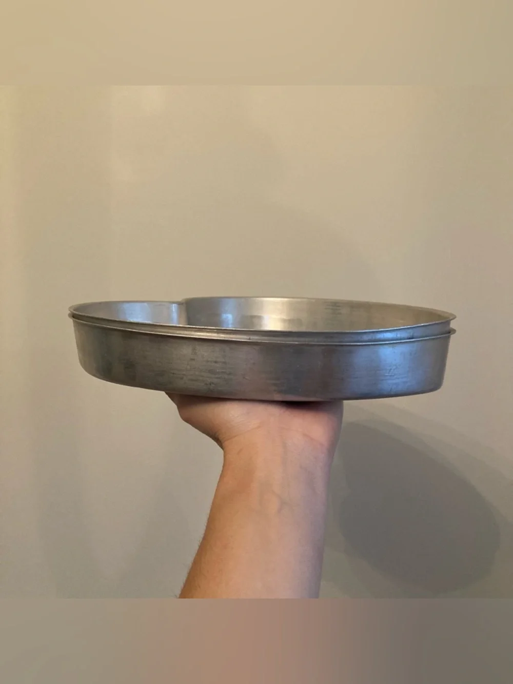 4/$10 - Set of 2 Heart-Shaped Aluminum 9” Cake Pans